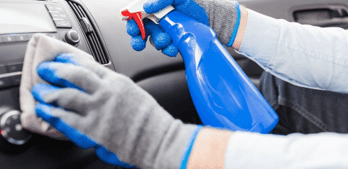 pulizia del cruscotto auto con perossido di idrogeno